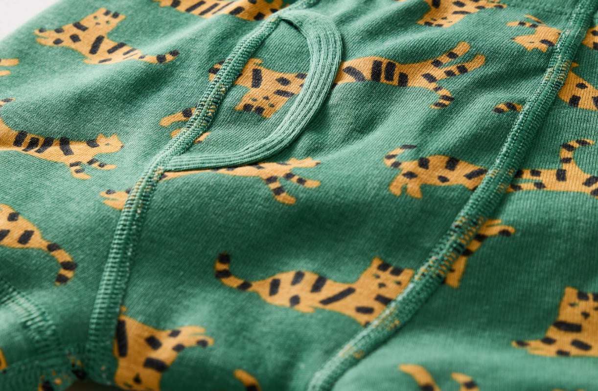 tiger unders