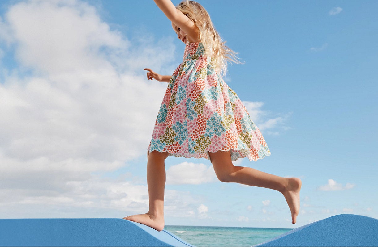 SU26_PDP-Rich-Content_PlayDresses3_WK14-D.jpg