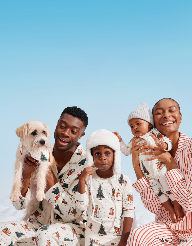 Dr. Seuss The Grinch
new & only at hanna!
family in mix & match Grinch PJs with dog